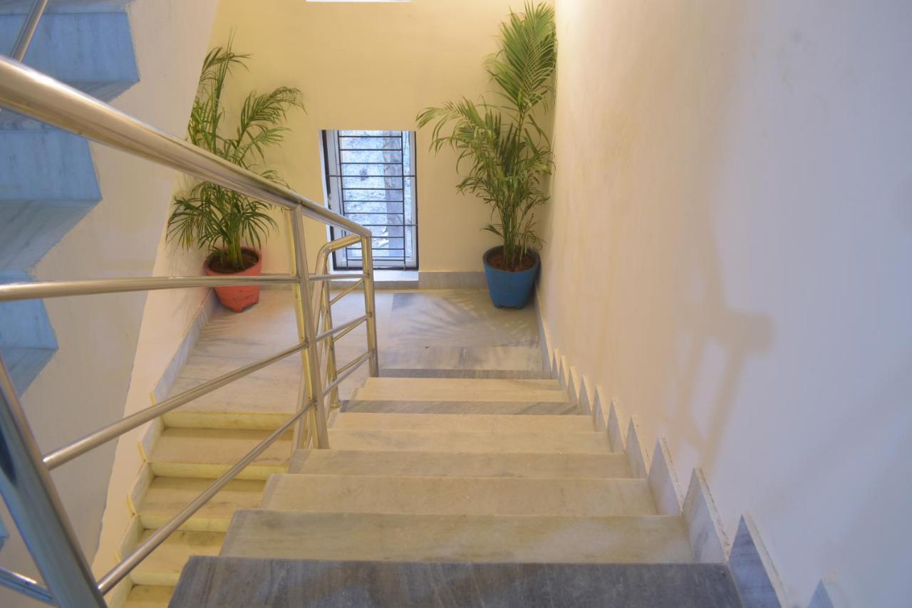 The Greenstar Inn Premium Μπουμπάνεσβαρ Εξωτερικό φωτογραφία