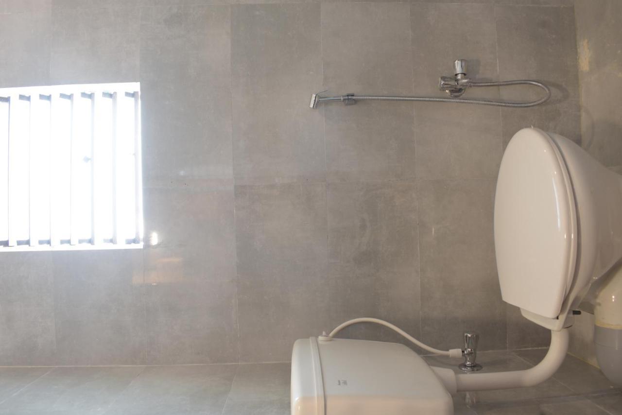 The Greenstar Inn Premium Μπουμπάνεσβαρ Εξωτερικό φωτογραφία