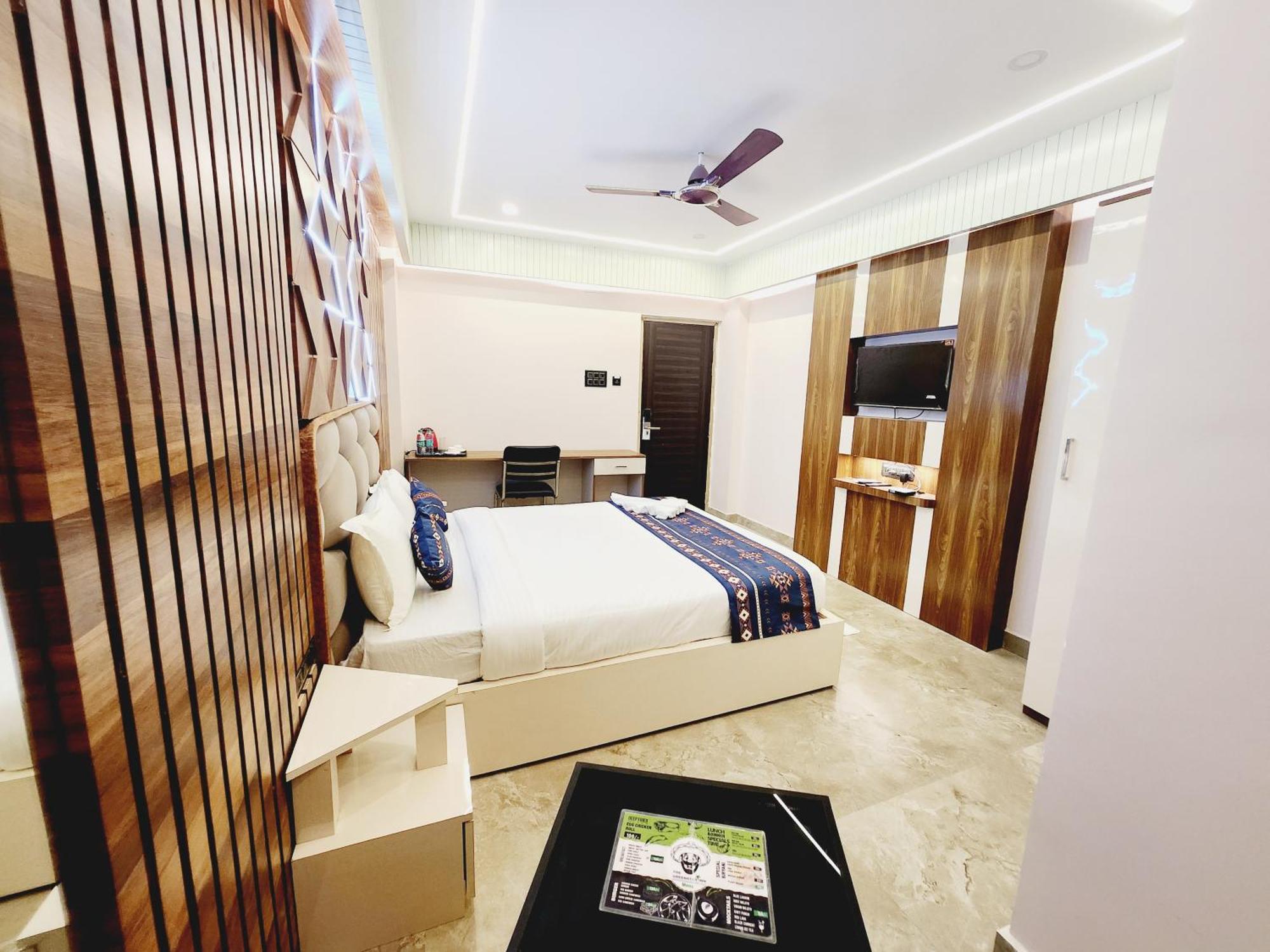 The Greenstar Inn Premium Μπουμπάνεσβαρ Εξωτερικό φωτογραφία