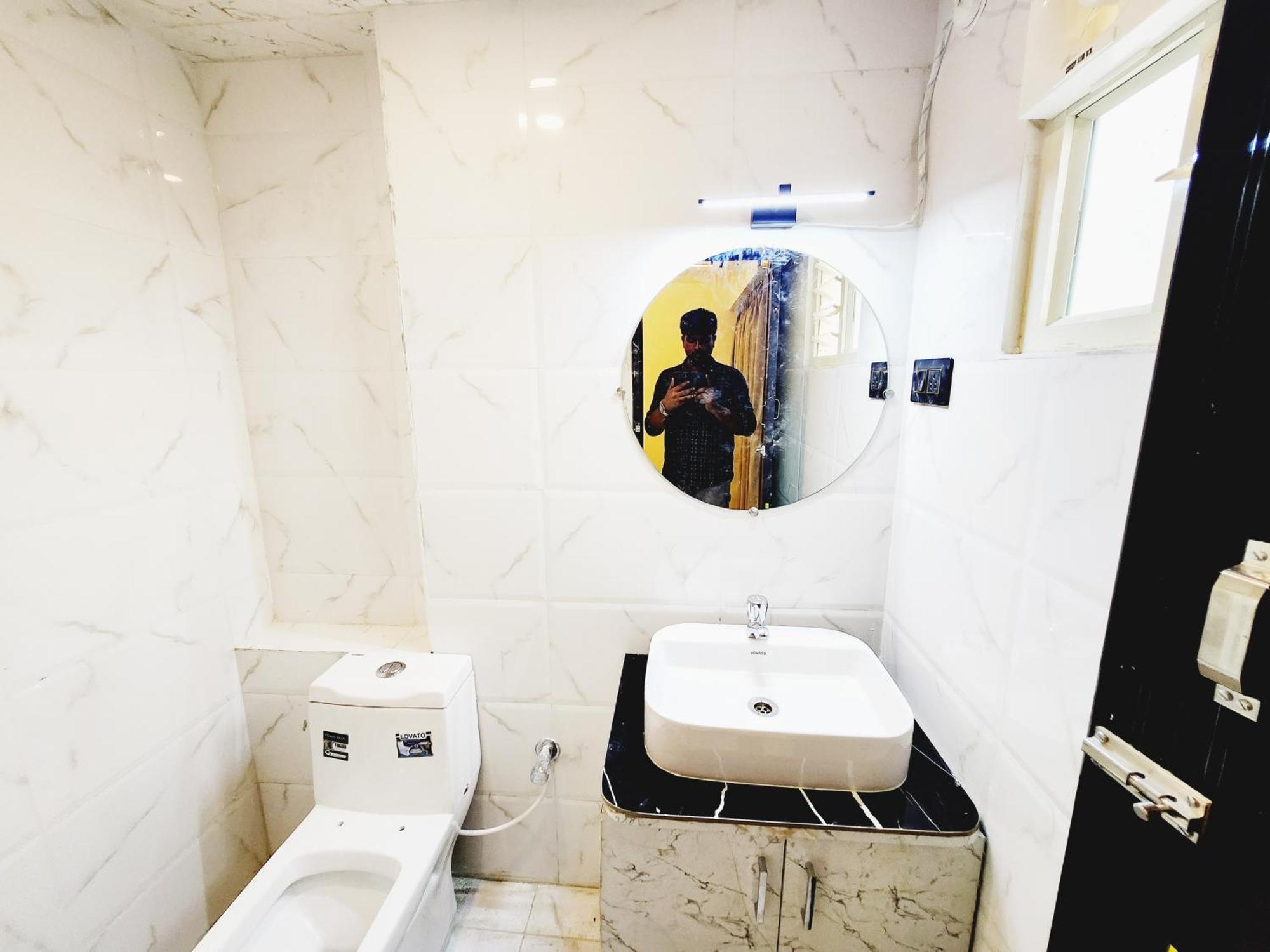 The Greenstar Inn Premium Μπουμπάνεσβαρ Εξωτερικό φωτογραφία