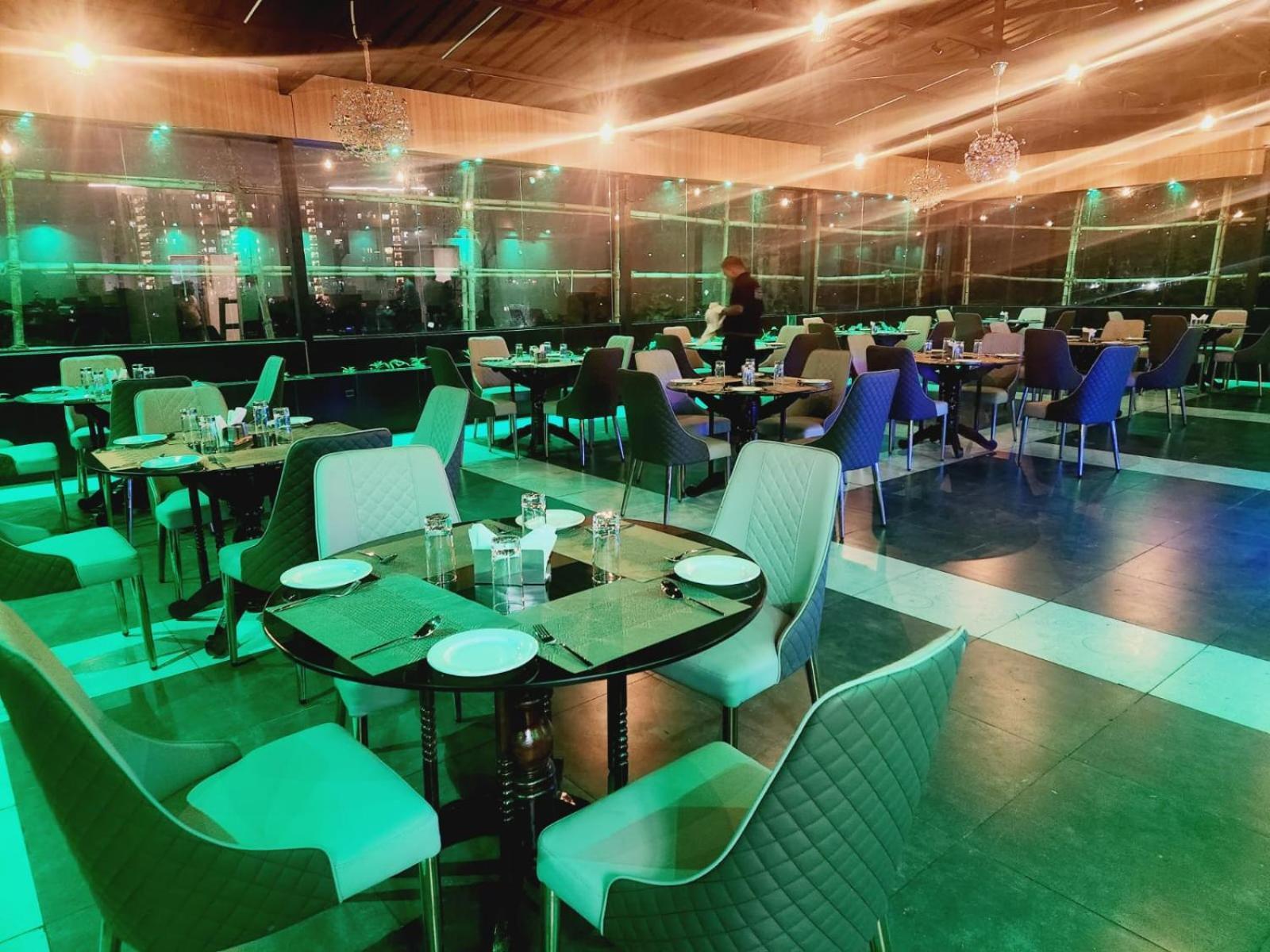 The Greenstar Inn Premium Μπουμπάνεσβαρ Εξωτερικό φωτογραφία