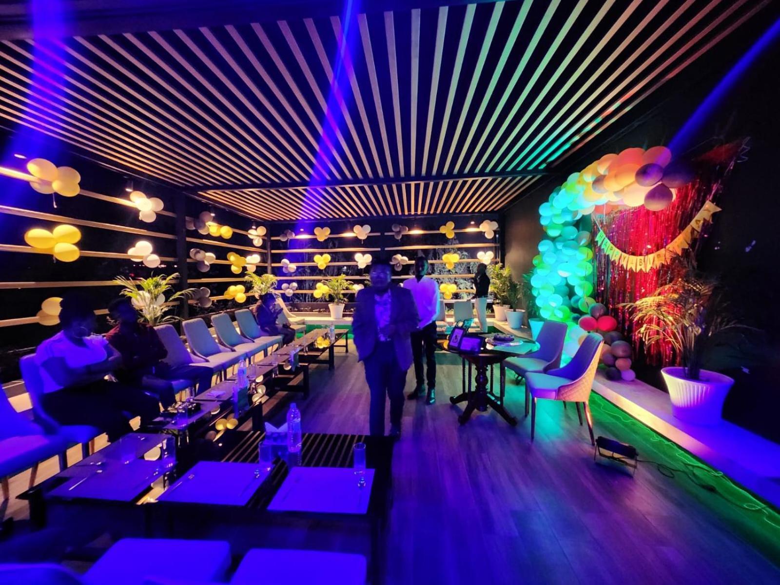 The Greenstar Inn Premium Μπουμπάνεσβαρ Εξωτερικό φωτογραφία